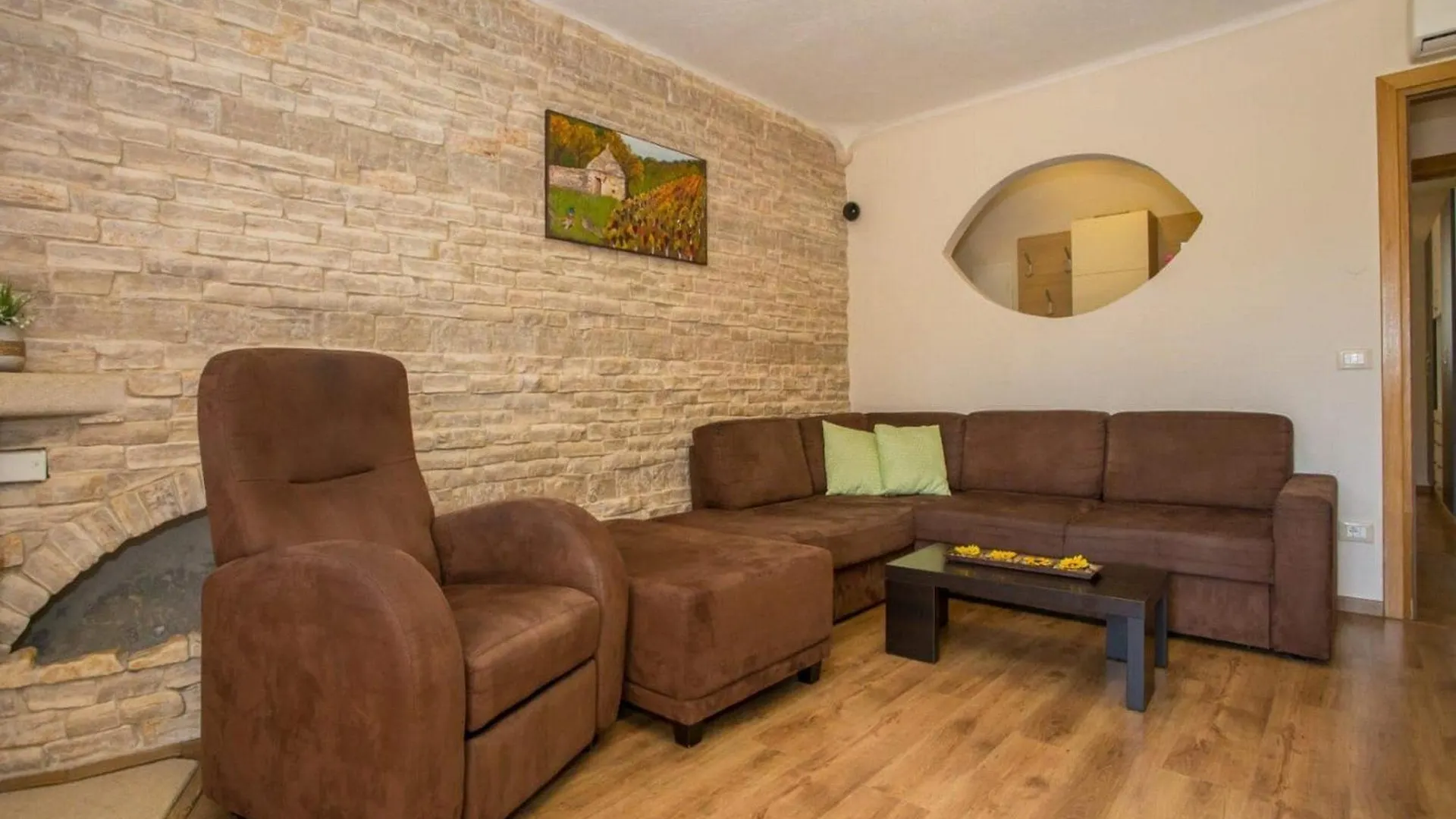 Apartments Andre Pore - Two Bedroom Apartment With Terrace And Pool Andre Nova Vas  Hırvatistan